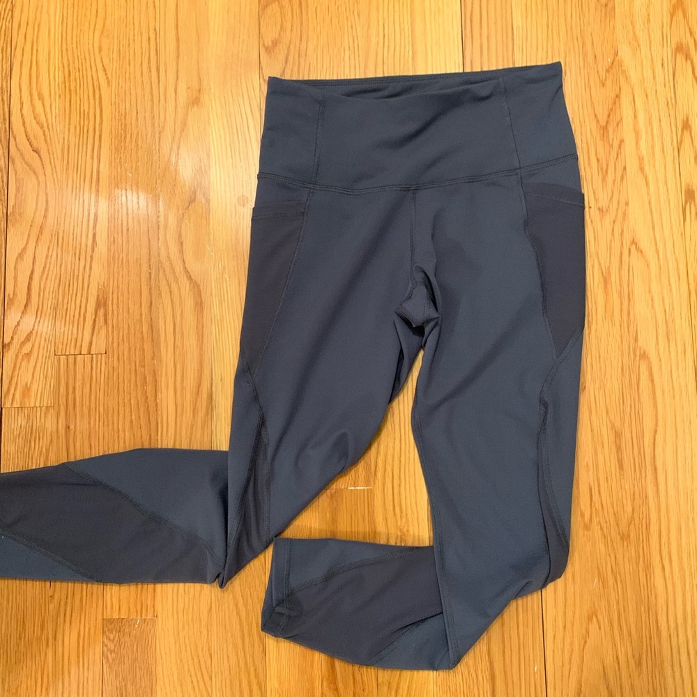 Old navy high rise compressions leggings